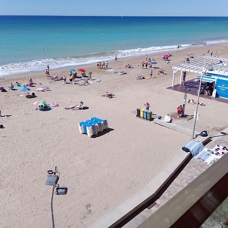 Acogedor Y Amplio Apartamento Familiar A Pie De Playa Calafell Luaran gambar