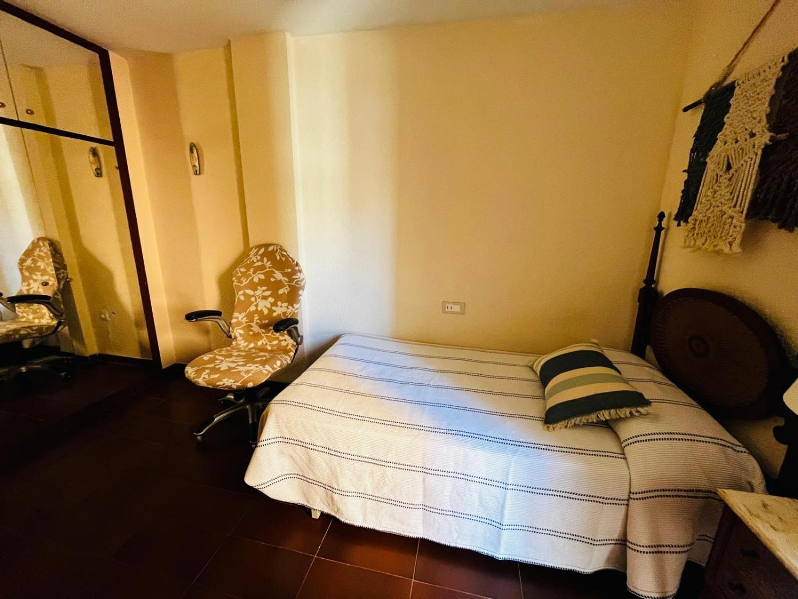 Acogedor Y Amplio Apartamento Familiar A Pie De Playa Calafell Luaran gambar