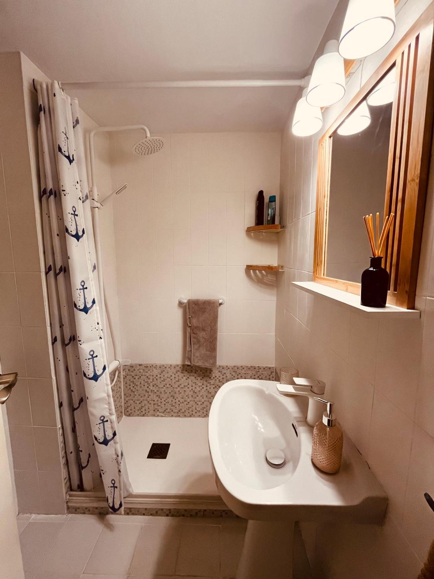 Acogedor Y Amplio Apartamento Familiar A Pie De Playa Calafell Luaran gambar
