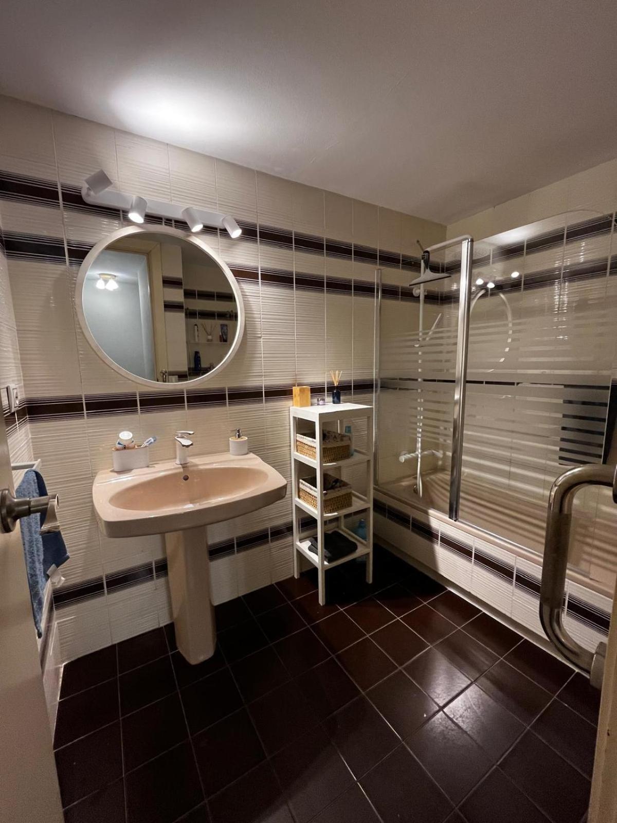 Acogedor Y Amplio Apartamento Familiar A Pie De Playa Calafell Luaran gambar